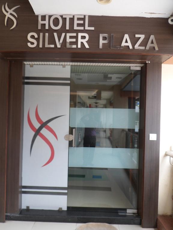 Hotel Silver Plaza Ahmedabad Exterior foto